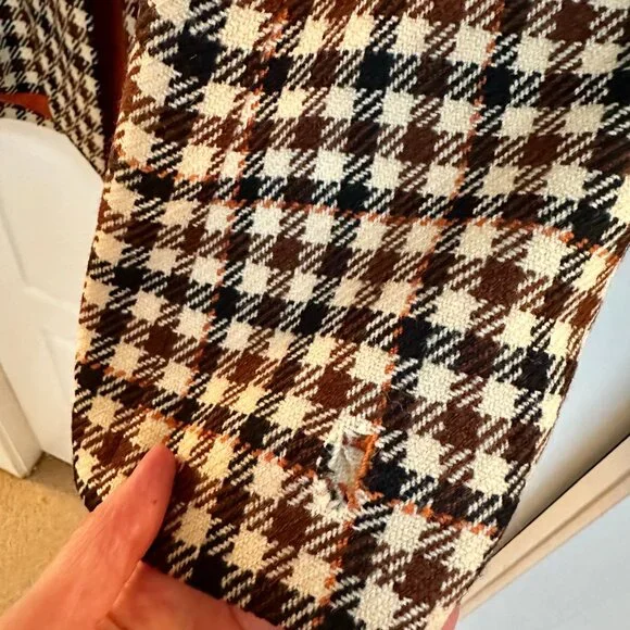 Vintage 1980’s Burberry Plaid Double-Breasted Trench Coat - wear shown in pics - Picture 15 of 15